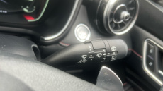 MG Hs 1.5 T-GDI Exclusive 5dr DCT Petrol Hatchback